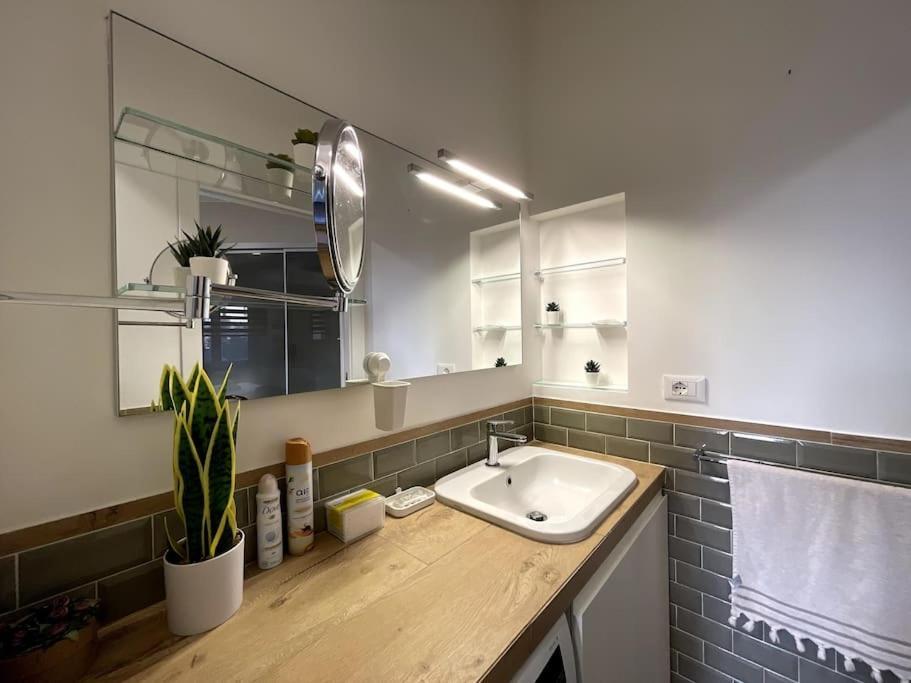Elegante Appartamento Milano Linate Екстер'єр фото